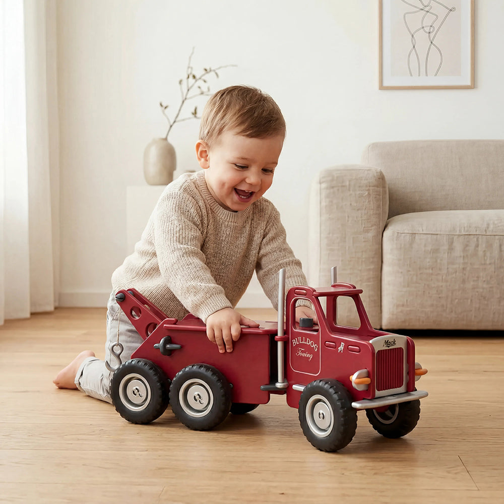 moover-mack-truck-red-play-toy-moov-880985