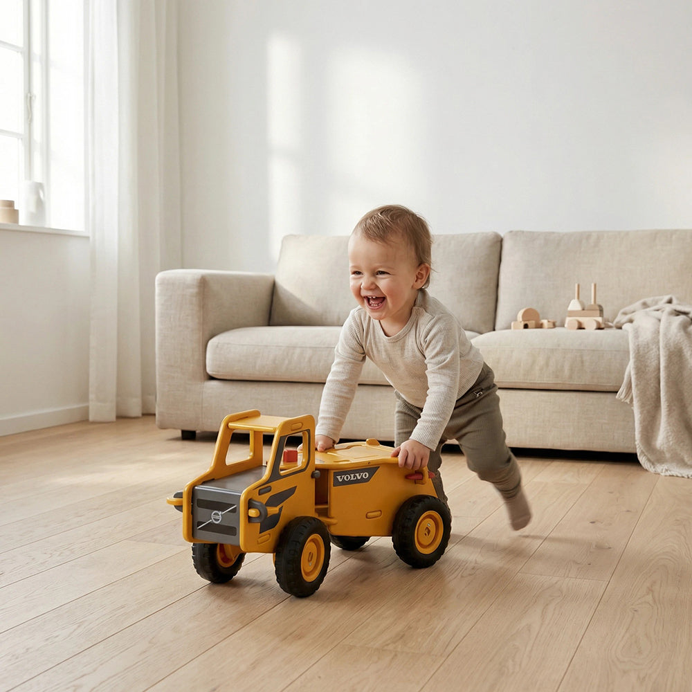 moover-volvo-dump-truck-play-toy-moov-880992