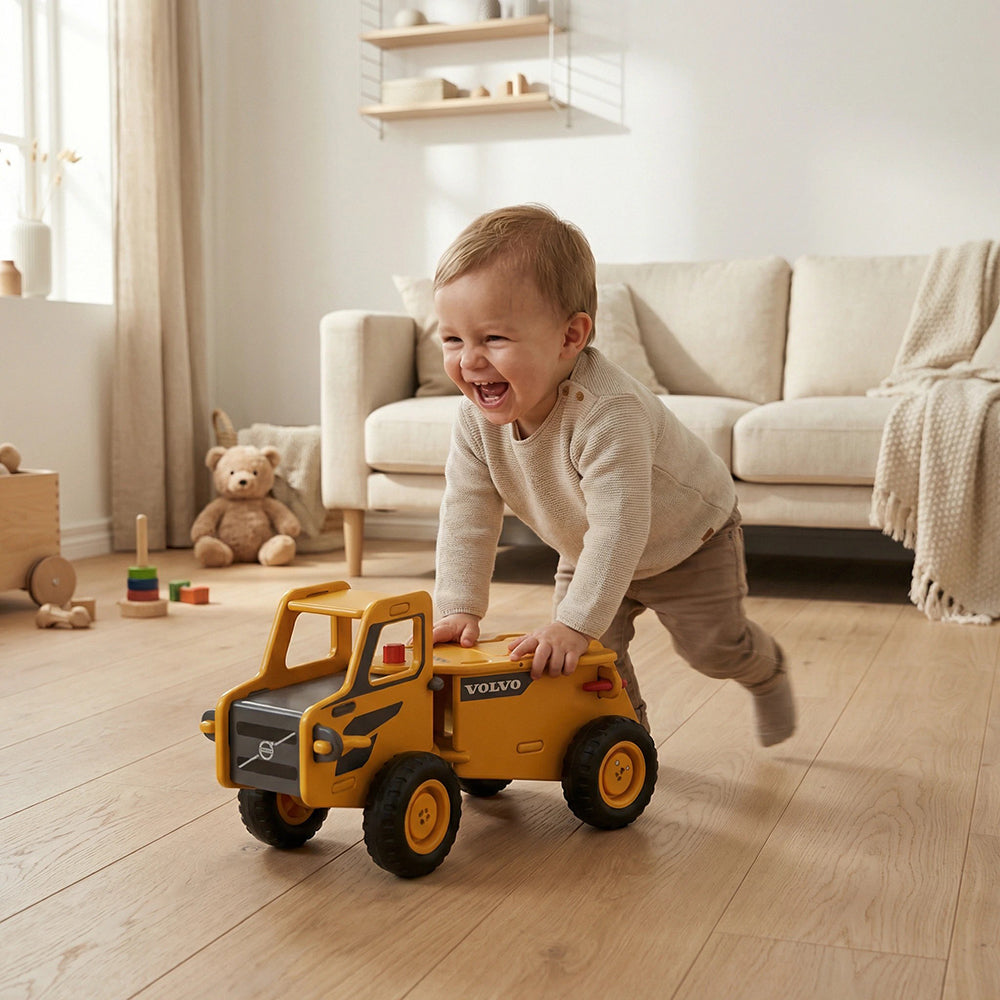 moover-volvo-dump-truck-play-toy-moov-880992