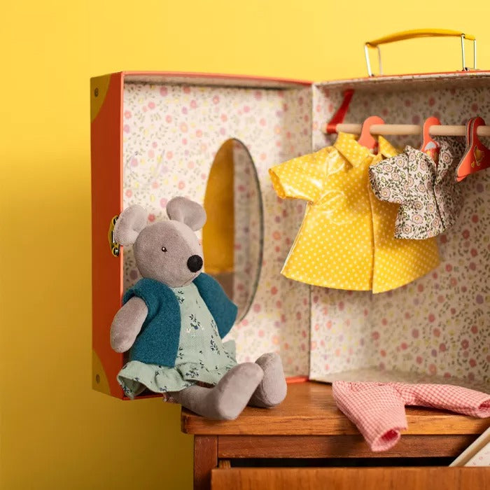moulin-roty-la-grande-famille-little-wardrobe-suitcase-nini-moul-632407