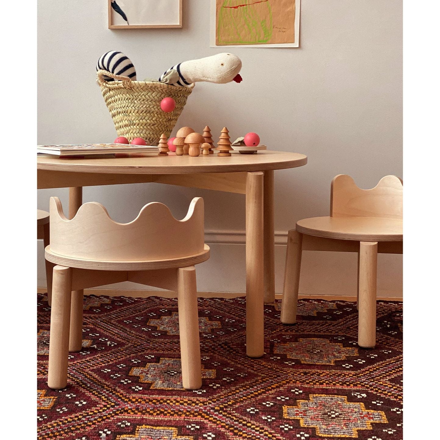oeuf-moss-chair-birch-oeuf-1mschr-01