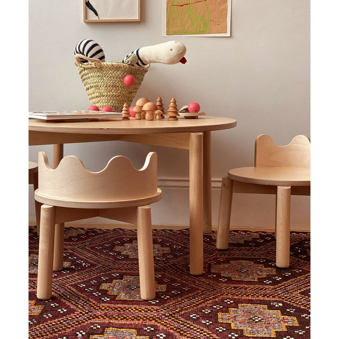 oeuf-moss-chair-birch-oeuf-1mschr-01