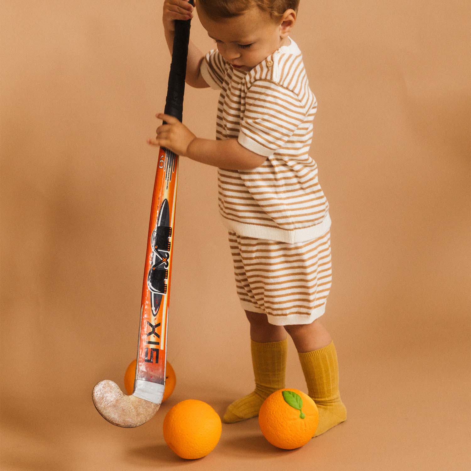 oli-carol-orange-ball-baby-nursery-OLIC-L-BALL-ORANGE