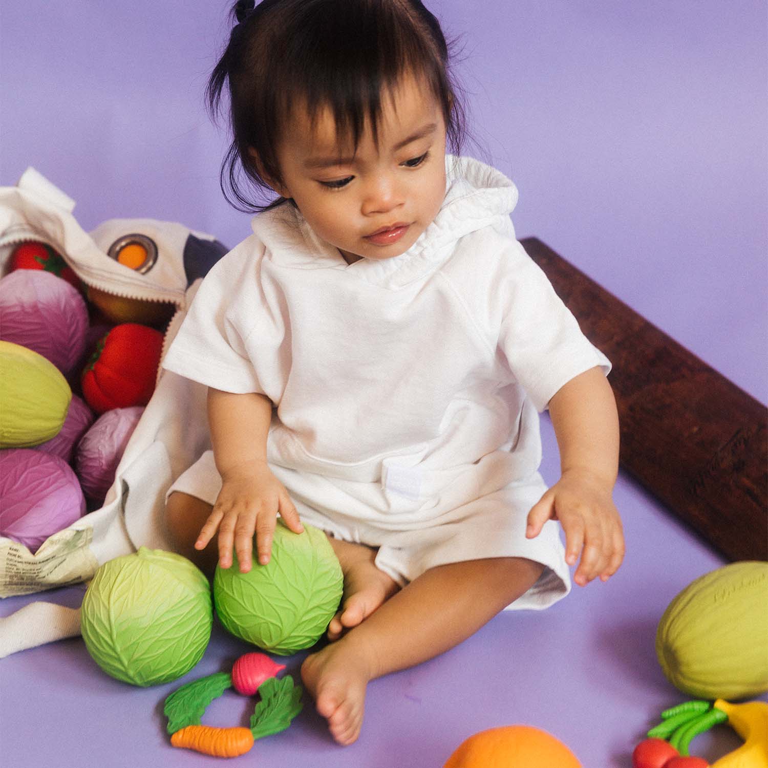 oli-carol-veggie-teething-ring-baby-nursery-olic-l-ring-veggie