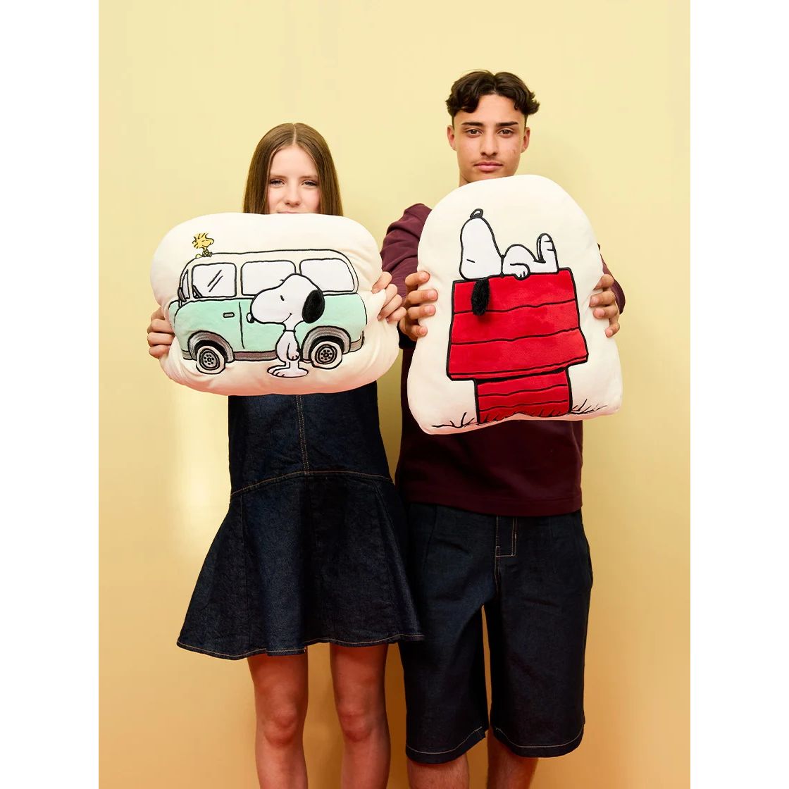 peanuts-bon-ton-toys-x-peanuts-camper-van-pillow-27cm-11-pean-33273003