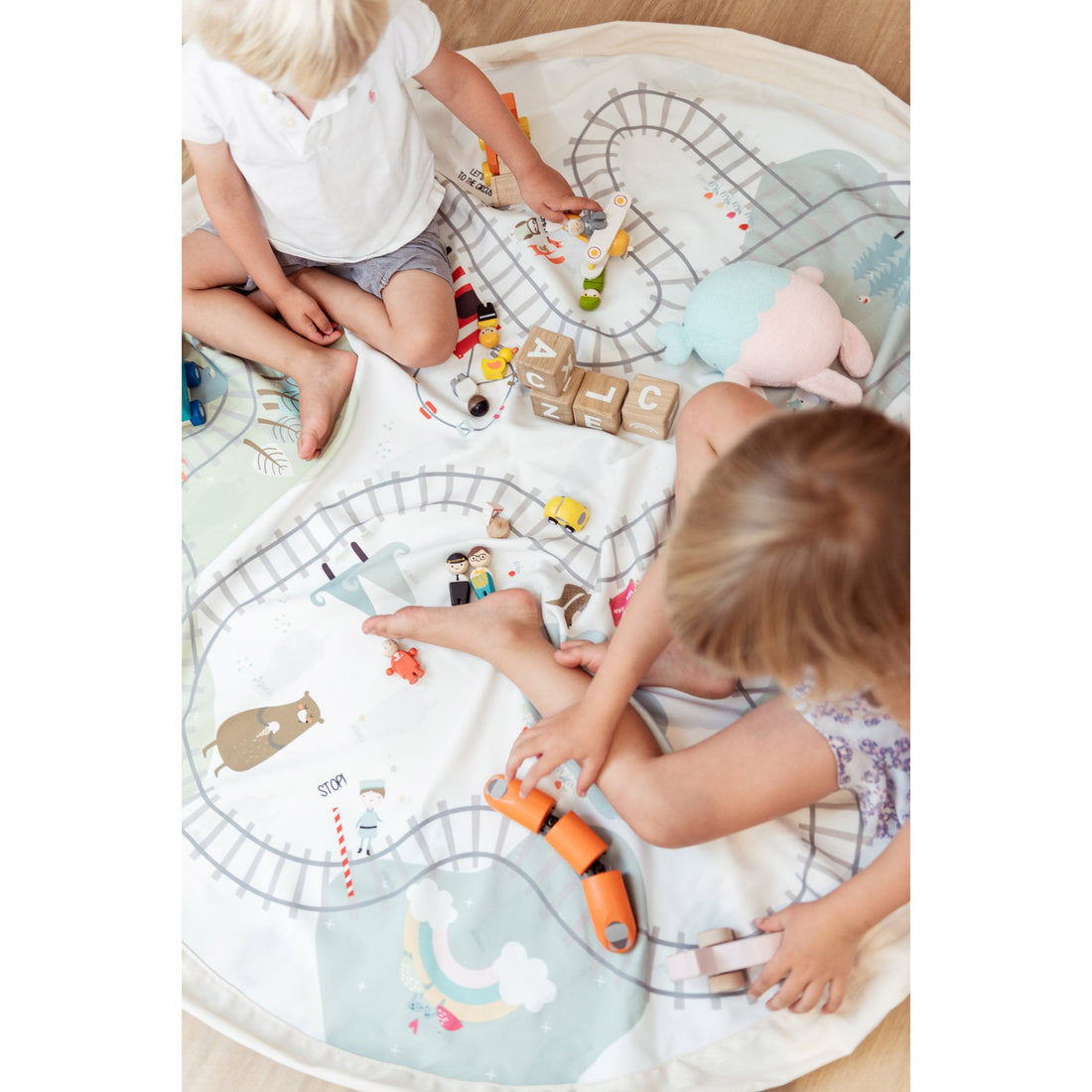 play&go-toy-storage-bag-trainmap-bears-double-print-140cm-plgo-799897