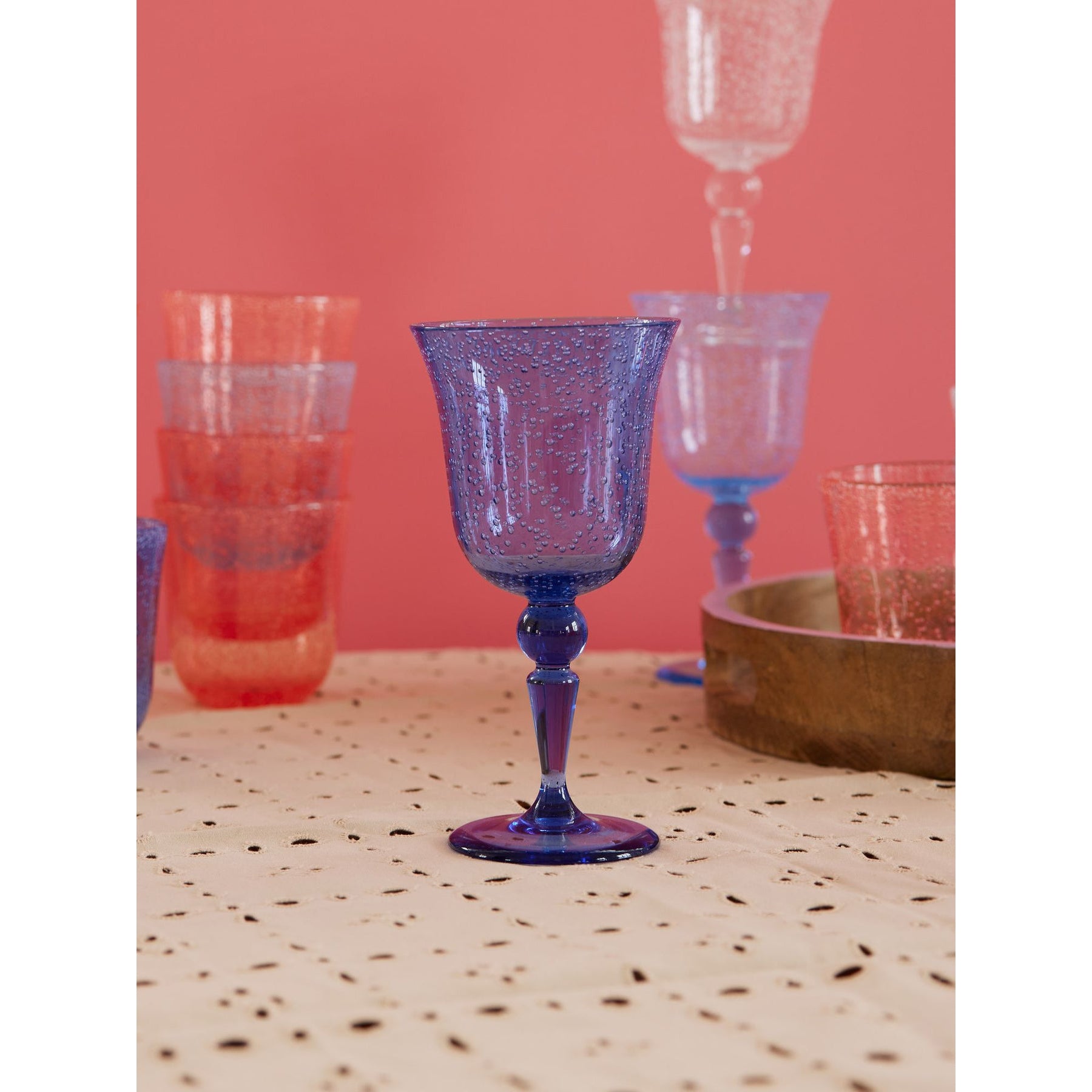 rice-dk-acrylic-wine-glass-in-bubble-design-blue-360ml-rice-hsglw-bubb