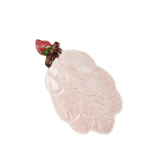 rice-dk-ceramic-leaf-with-strawberry-rice-cedbw-straw