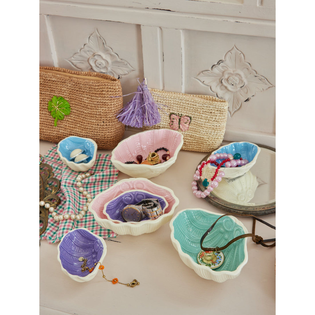 rice-dk-ceramic-shell-bowl-in-lavender-and-pink-set-of-2-rice-cedis-2zshelli