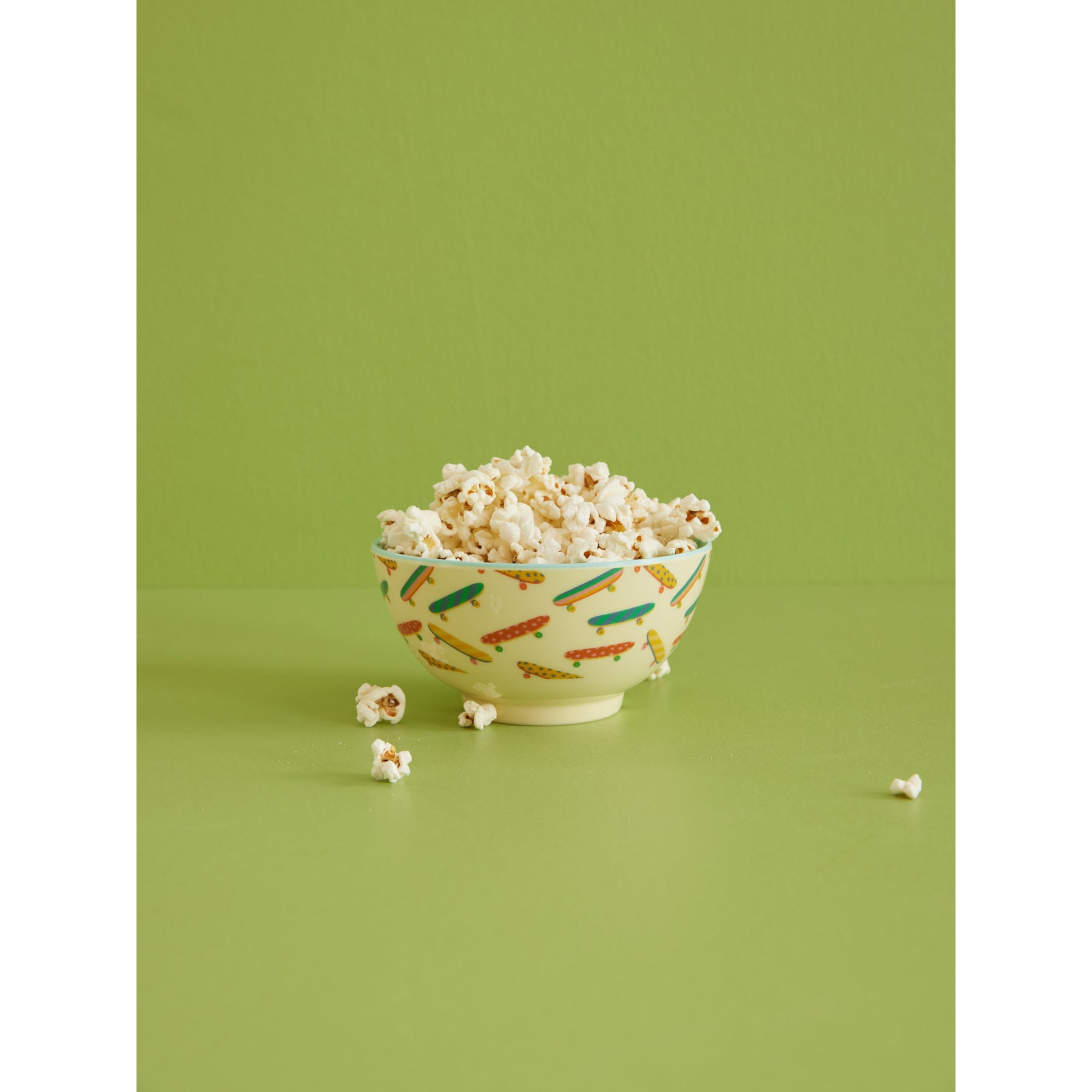 rice-dk-melamine-bowl-with-skateboard-print-medium-700-ml-rice-melbw-skate