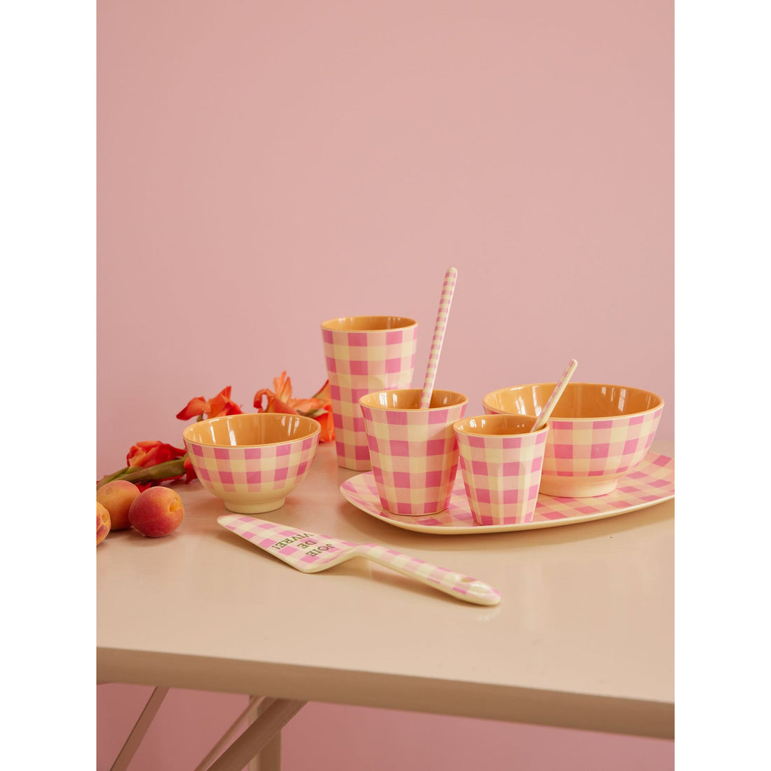 rice-dk-melamine-cake-server-pink-check-it-out-print-rice-mecas-ss24xccito