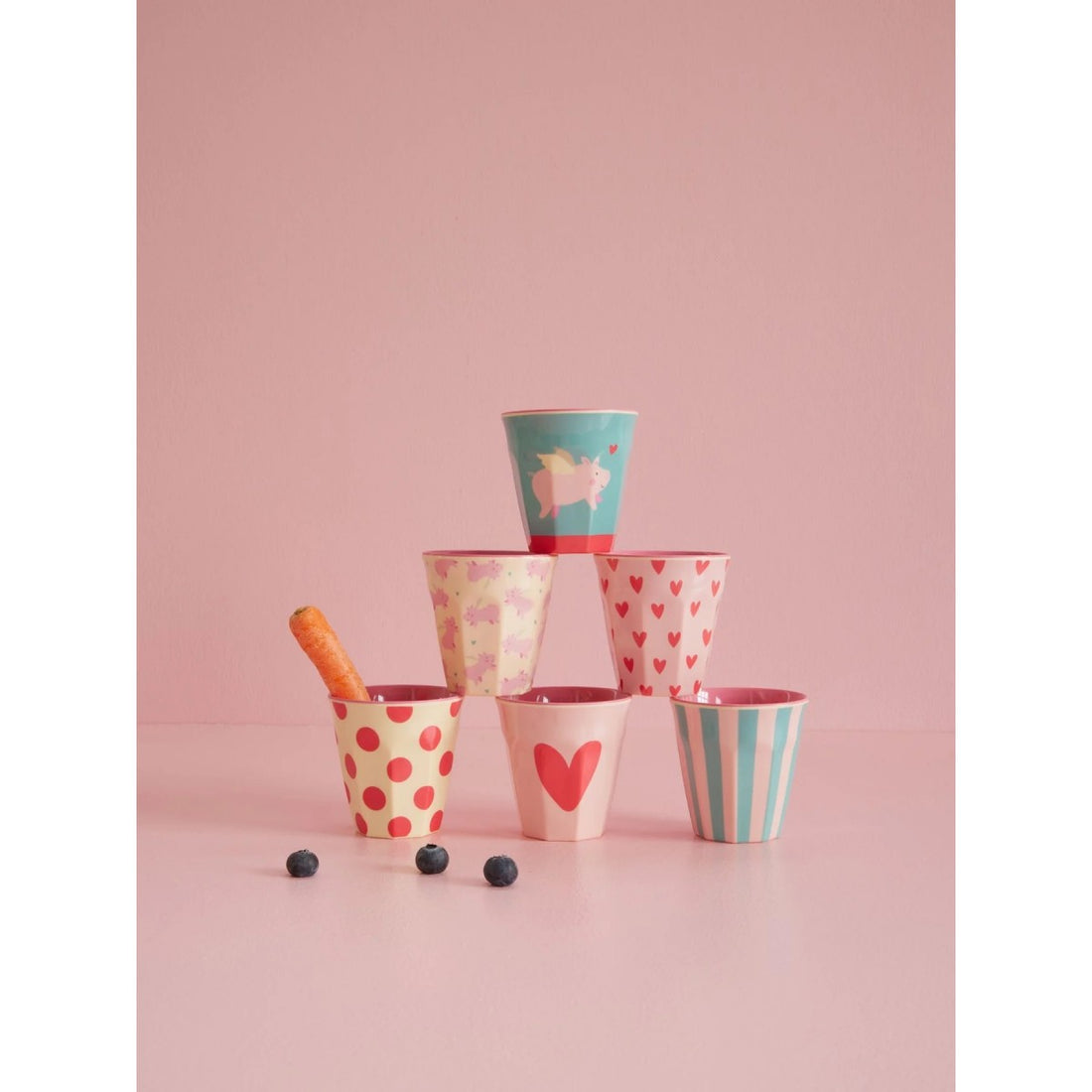 rice-dk-melamine-cups-with-asst-flying-pig-prints-small-6-pack-160-ml-kitchen-rice-melcu-6zsflyp-01