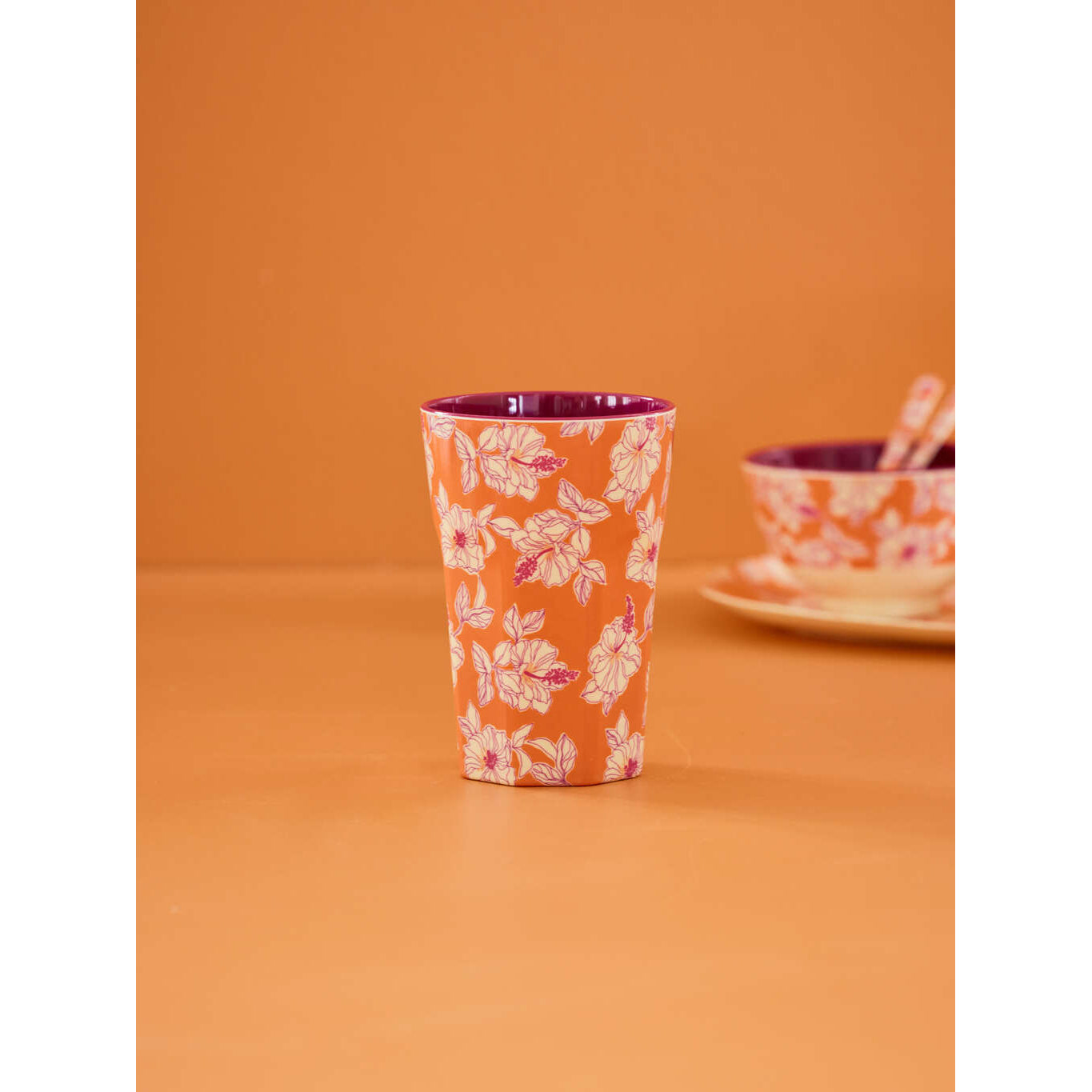 rice-dk-melamine-cups-with-faded-hibiscus-print-tall-400ml-rice-melcu-lfahi