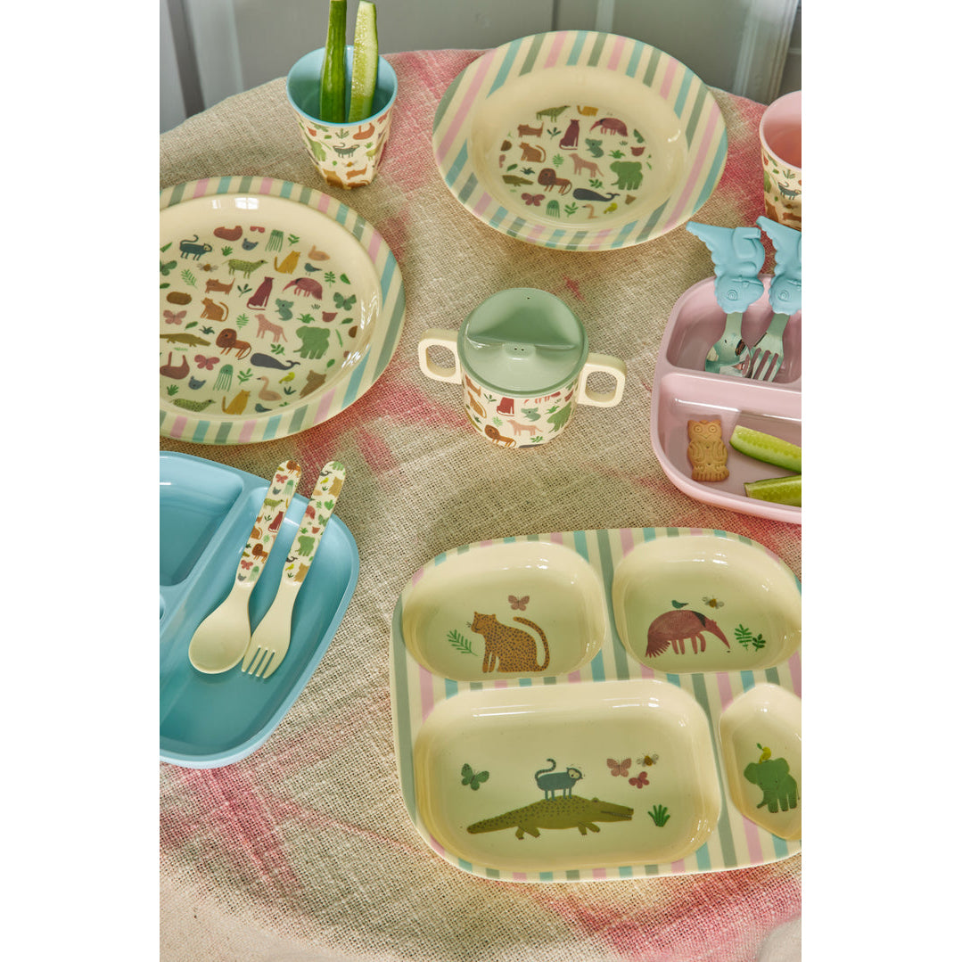 rice-dk-melamine-kids-bowl-with-sweet-jungle-print-200ml-rice-kibow-swjuntoto