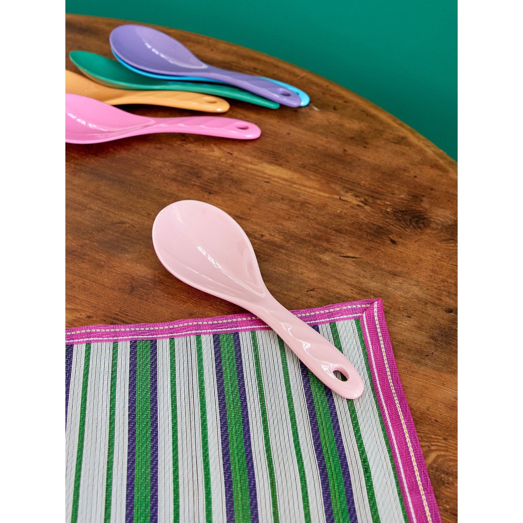 rice-dk-melamine-salad-spoon-soft-pink-rice-mesal-ss24xcsi