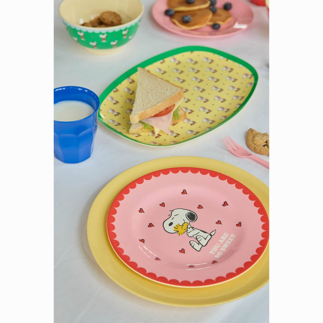 rice-dk-melamine-side-plate-with-pink-snoopy-print-kitchen-rice-mespl-snoopi-03