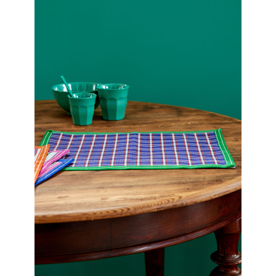 rice-dk-recycled-placemat-with-purple-and-red-stripes-rice-plmat-edgeg