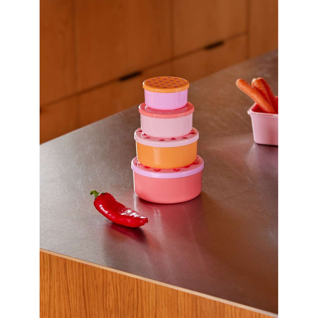 rice-dk-round-plastic-food-boxes-with-hearts-prints-set-of-4-rice-fbox-4zrnhea