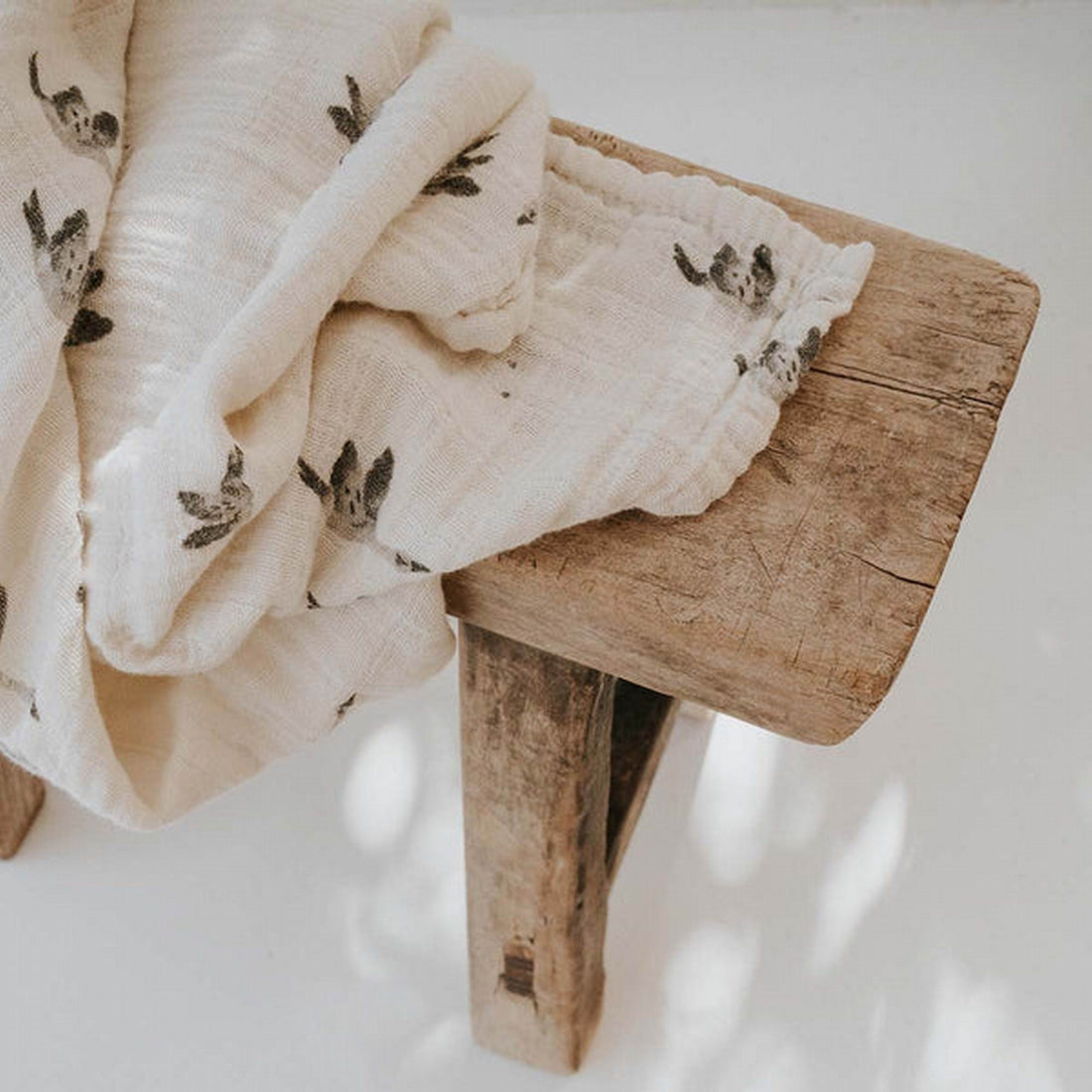 rose-in-april-swaddle-print-goose-natural-110-x-110cm-baby-nursery-clothing-wear-fashion-accessories-ria-art000000745-goose-03