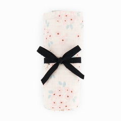 rose-in-april-swaddle-print-may-baby-nursery-clothing-wear-fashion-accessories-ria-art000001245-01