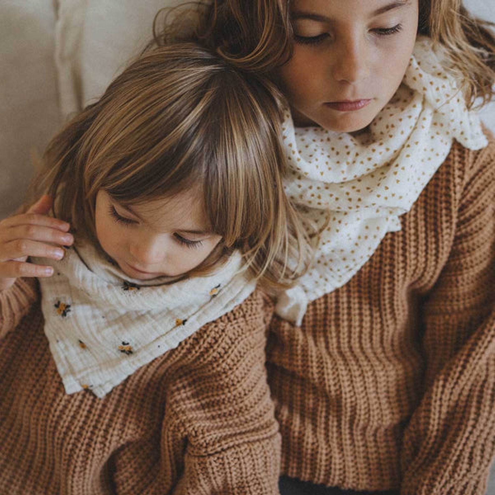 rose-in-april-swaddle-print-mini-heart-ecru-mustard-baby-nursery-clothing-wear-fashion-accessories-ria-art000000771-03