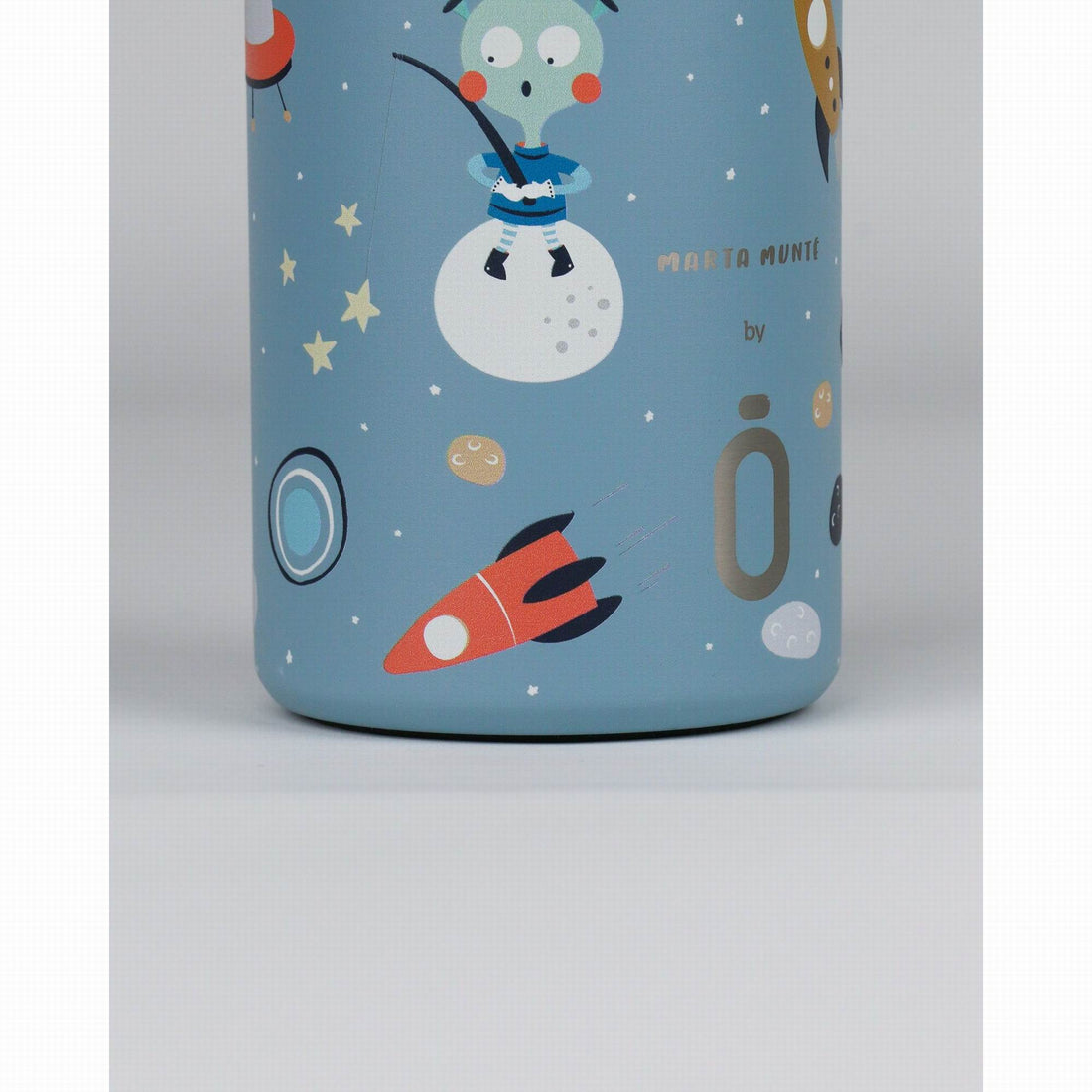runbott-mii-insulated-bottle-350ml-marta-munte-cosmic-sports-lid-kitchen-runb-99100228-07