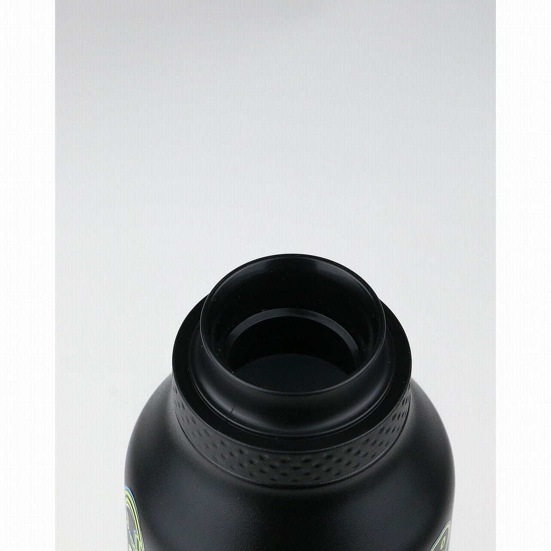 runbott-mii-insulated-bottle-600ml-pedro-baigorria-good-game-glow-kitchen-runb-99103076-05