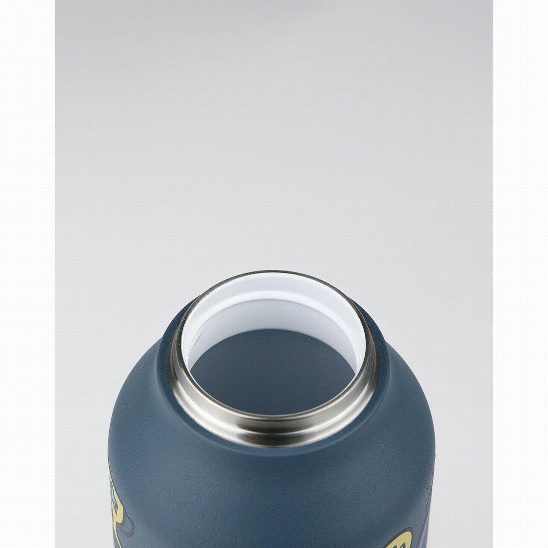 runbott-mii-insulated-bottle-600ml-pedro-baigorria-retro-gamer-ocean-kitchen-runb-99103052-08