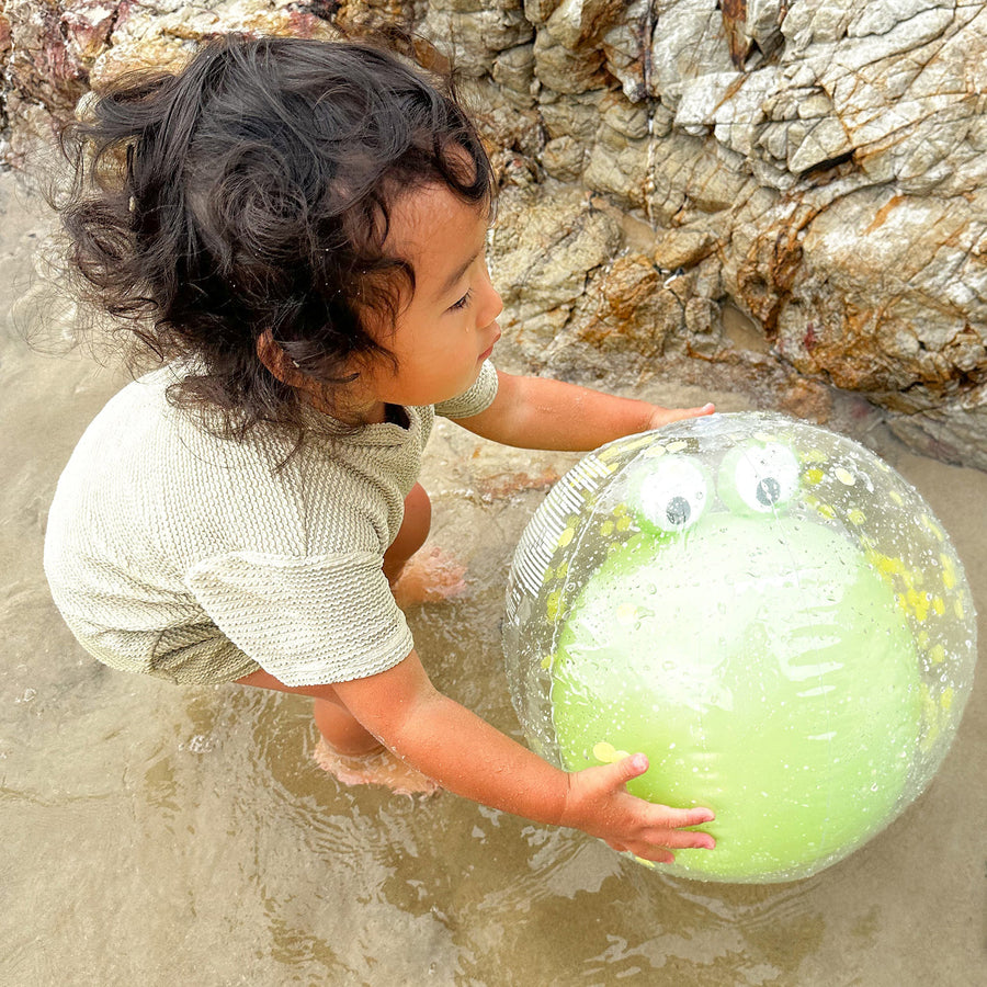 sunnylife-3d-inflatable-beach-ball-cookie-the-croc-light-khaki-sunl-s413dbbc