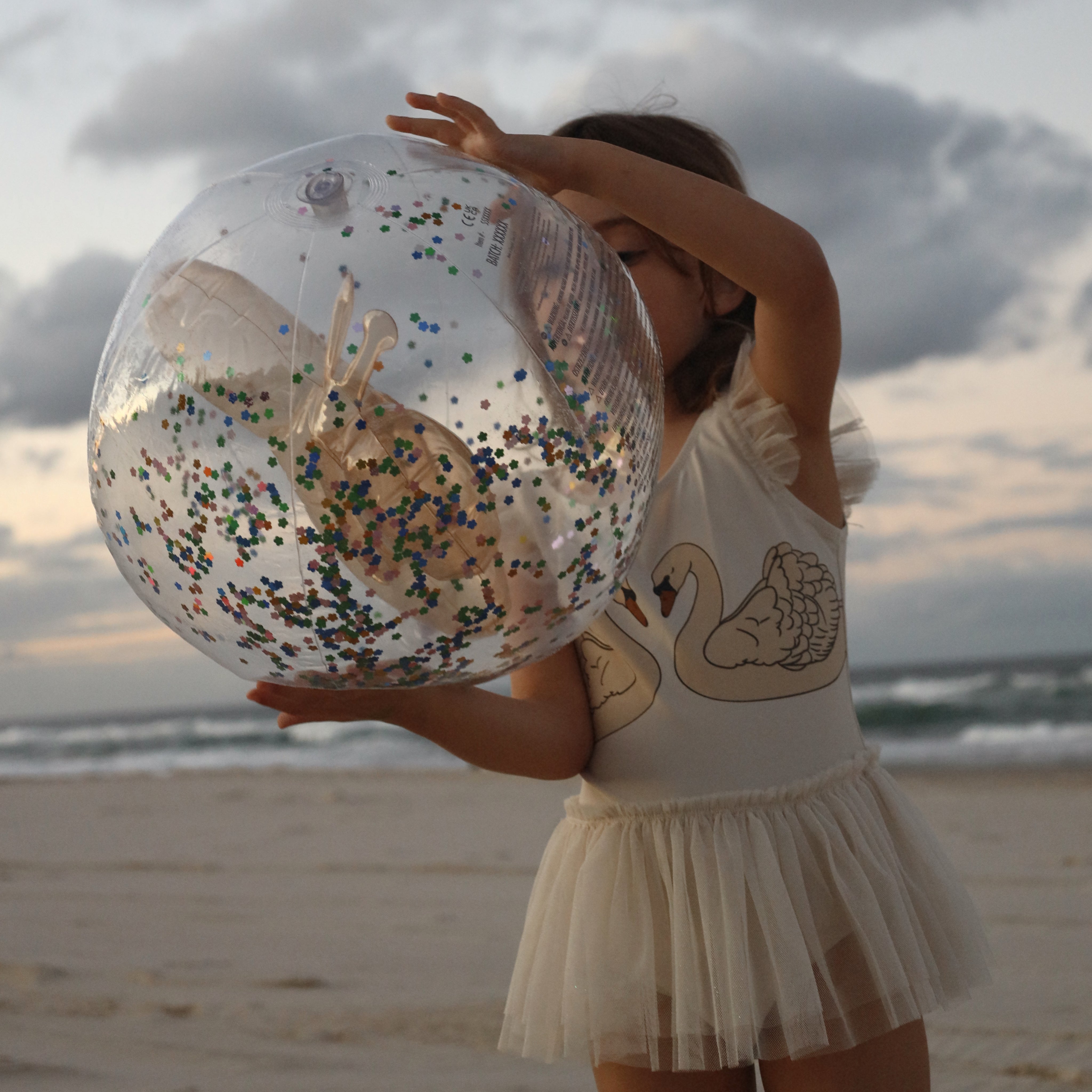 sunnylife-3d-inflatable-beach-ball-cotton-candy-glitter-sunl-s51bbbpk