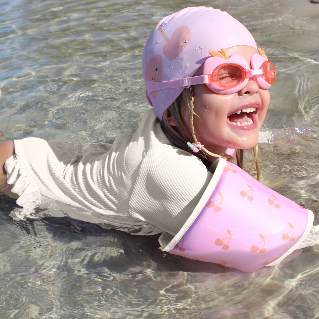 sunnylife-kids-neoprene-arm-bands-cotton-candy-cherry-sunl-s51nabpk