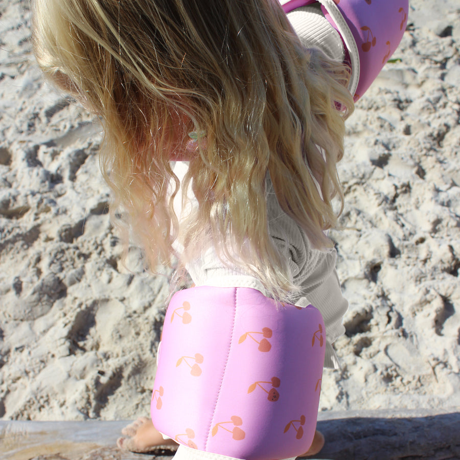 sunnylife-kids-neoprene-arm-bands-cotton-candy-cherry-sunl-s51nabpk