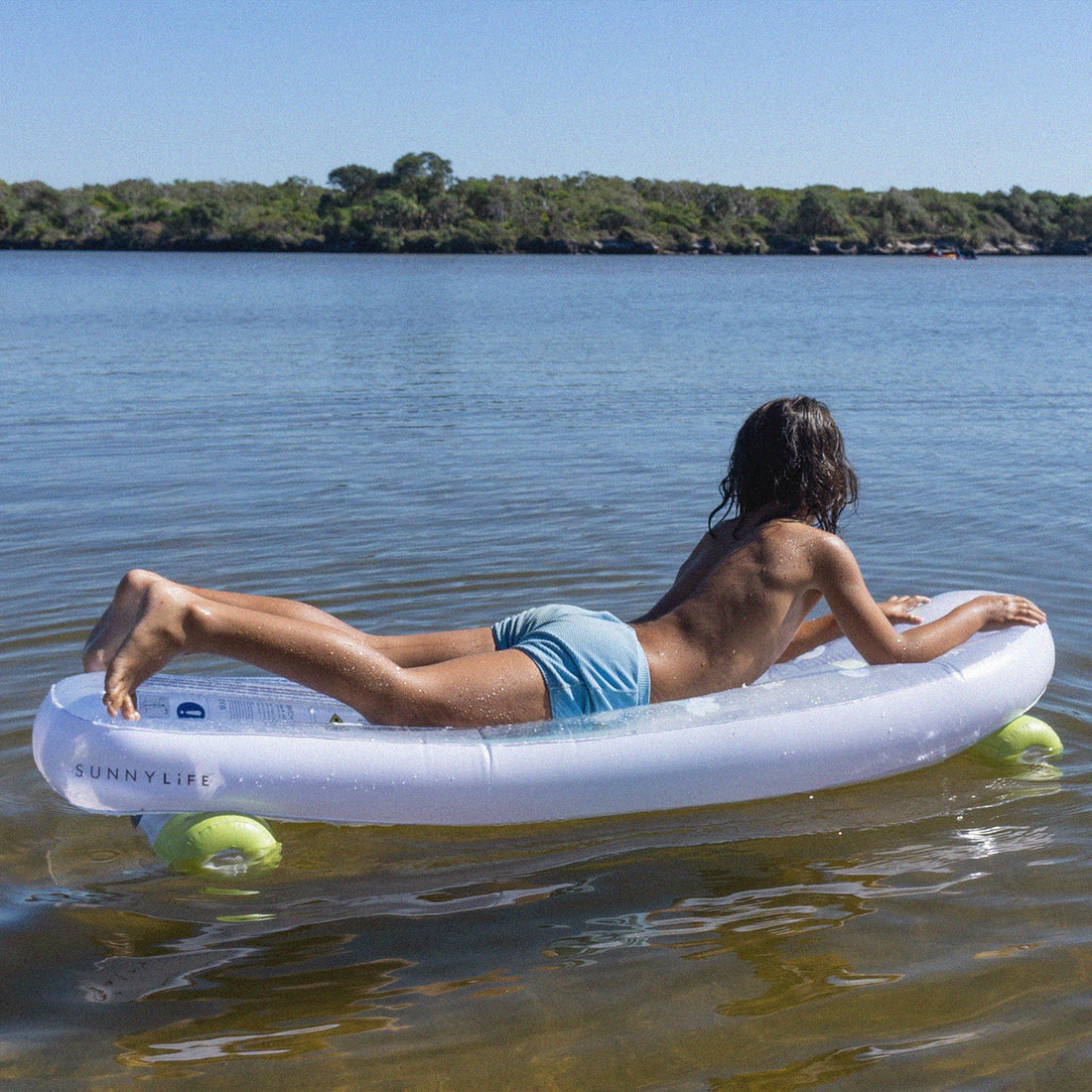 sunnylife-kids-skateboard-float-the-sea-kids-blue-lime-sunl-s41skask