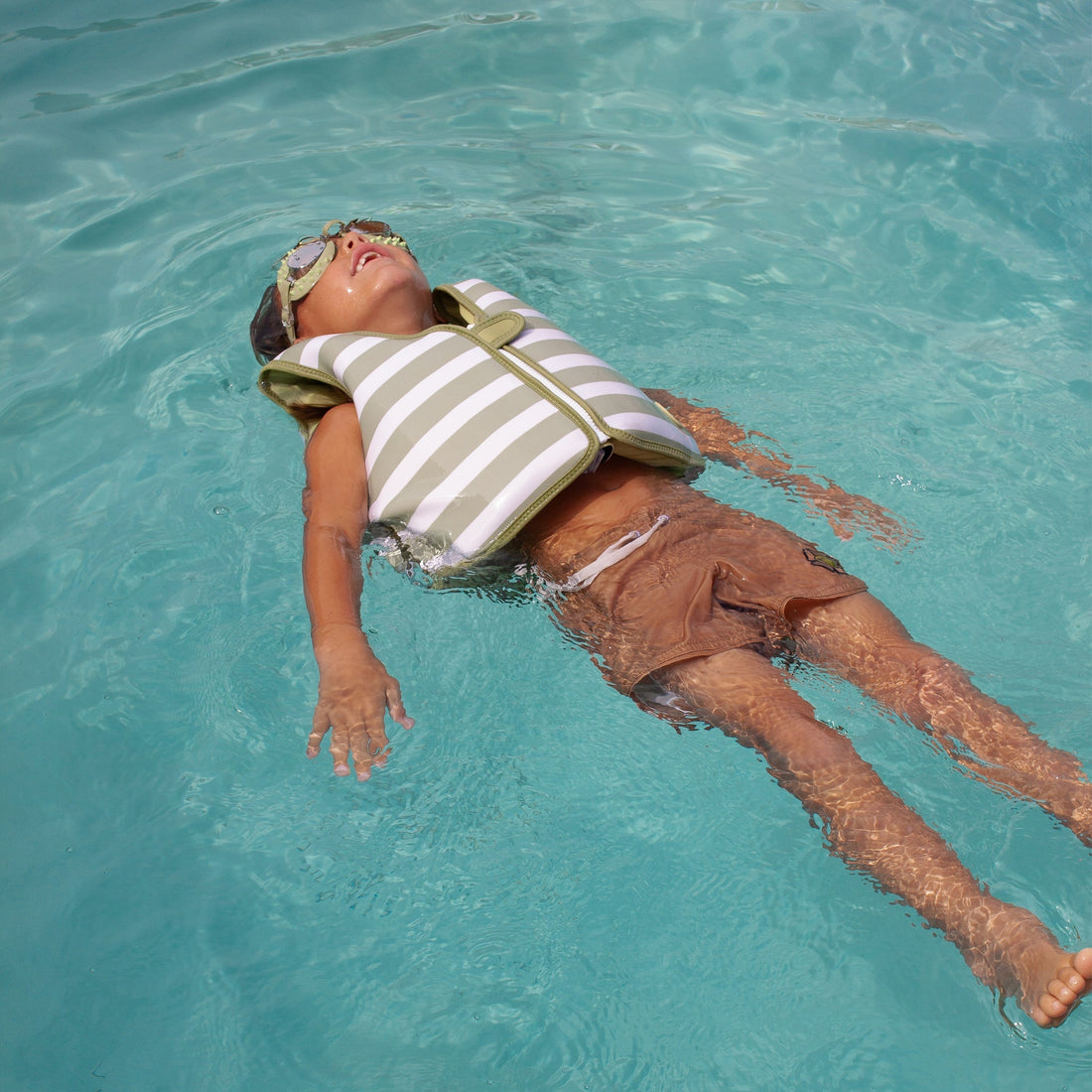 sunnylife-kids-swim-vest-into-the-wild-khaki-sunl-s41vvwd1