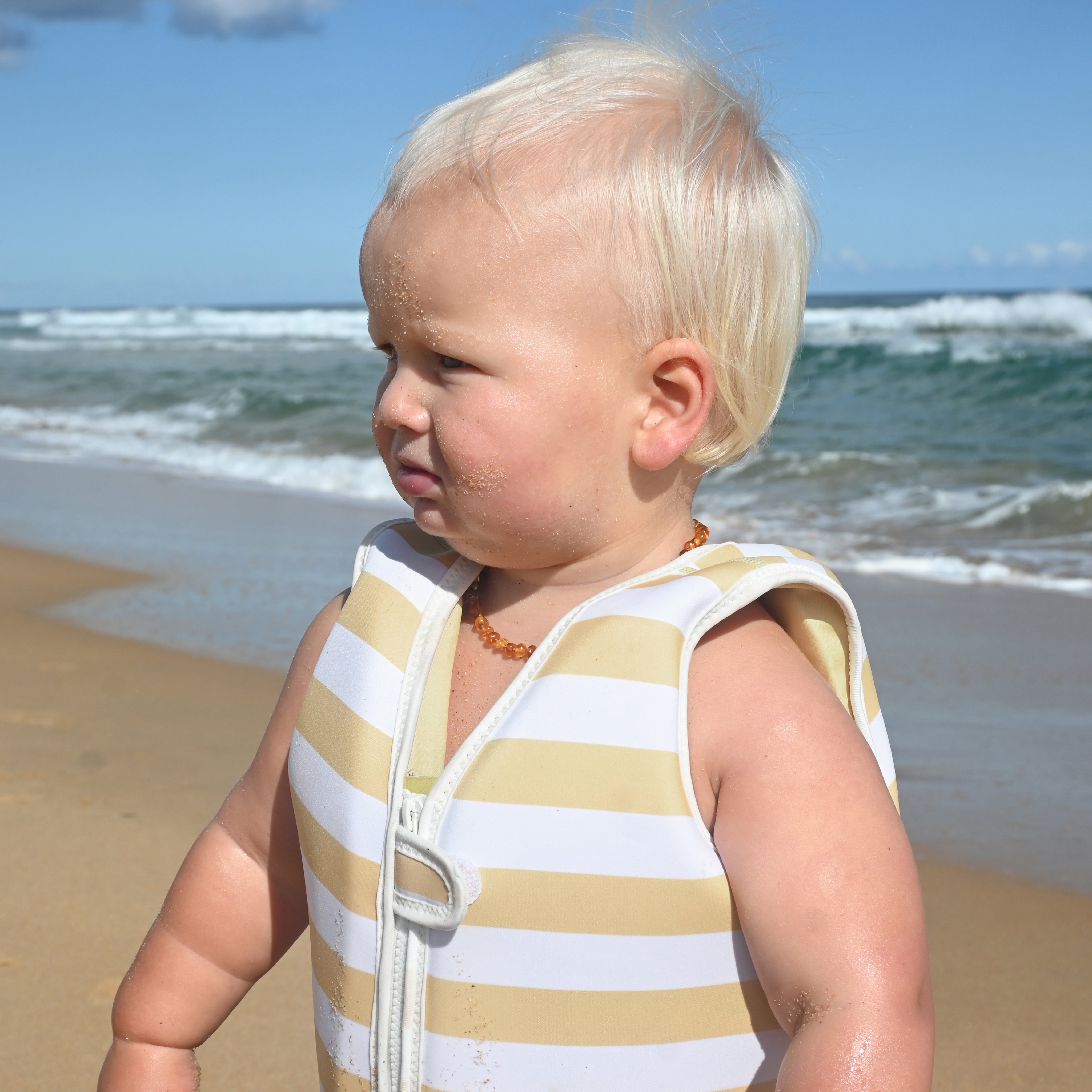 sunnylife-kids-swim-vest-sid-the-seagull-mustard-stripe-sunl-s51vvms1