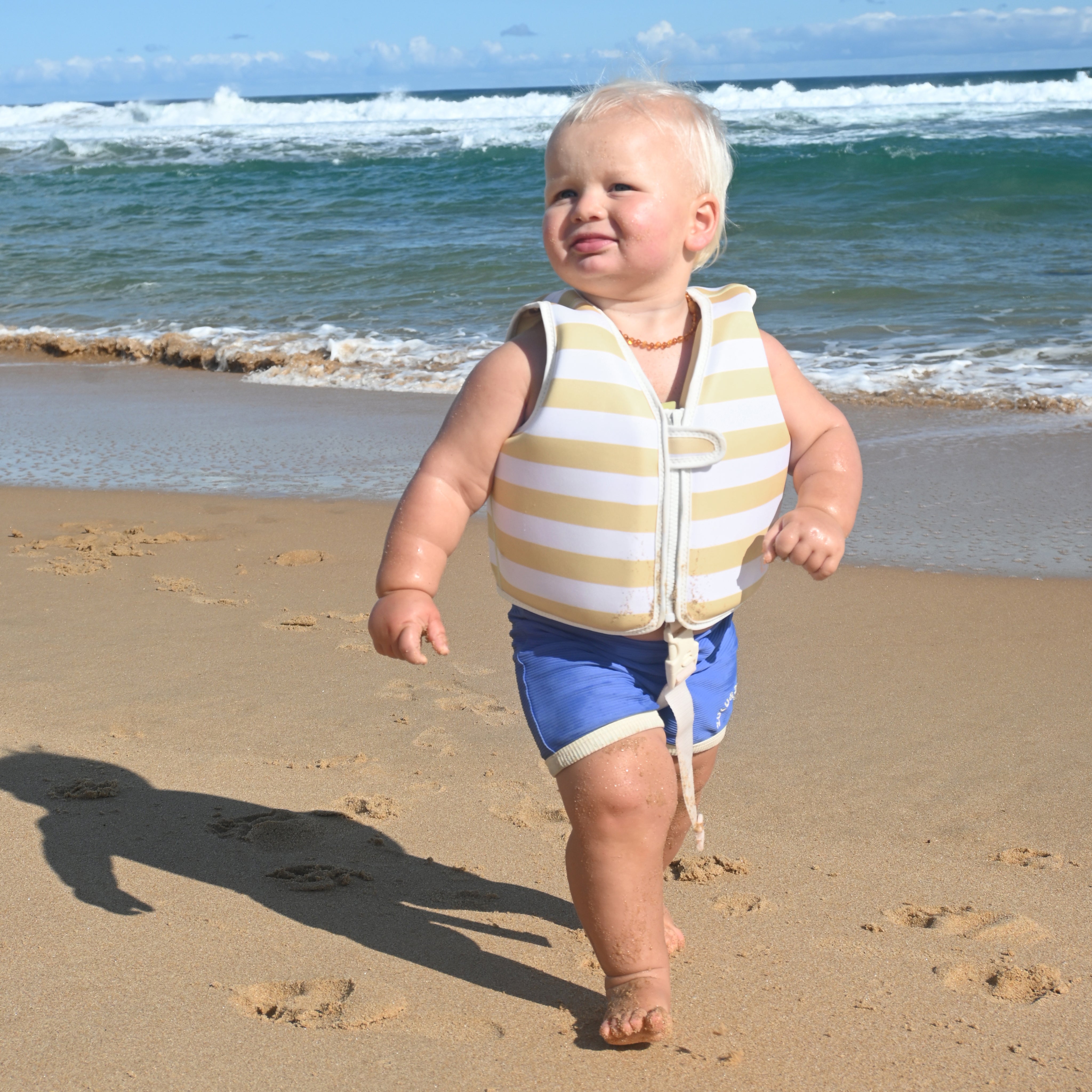 sunnylife-kids-swim-vest-sid-the-seagull-mustard-stripe-sunl-s51vvms1