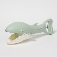 sunnylife-sand-claws-whale-green0sunl-s51sclbl