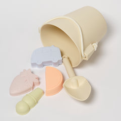 sunnylife-silicone-bucket-&-spade-set-apple-sorbet-multi-sunl-s51ssbml