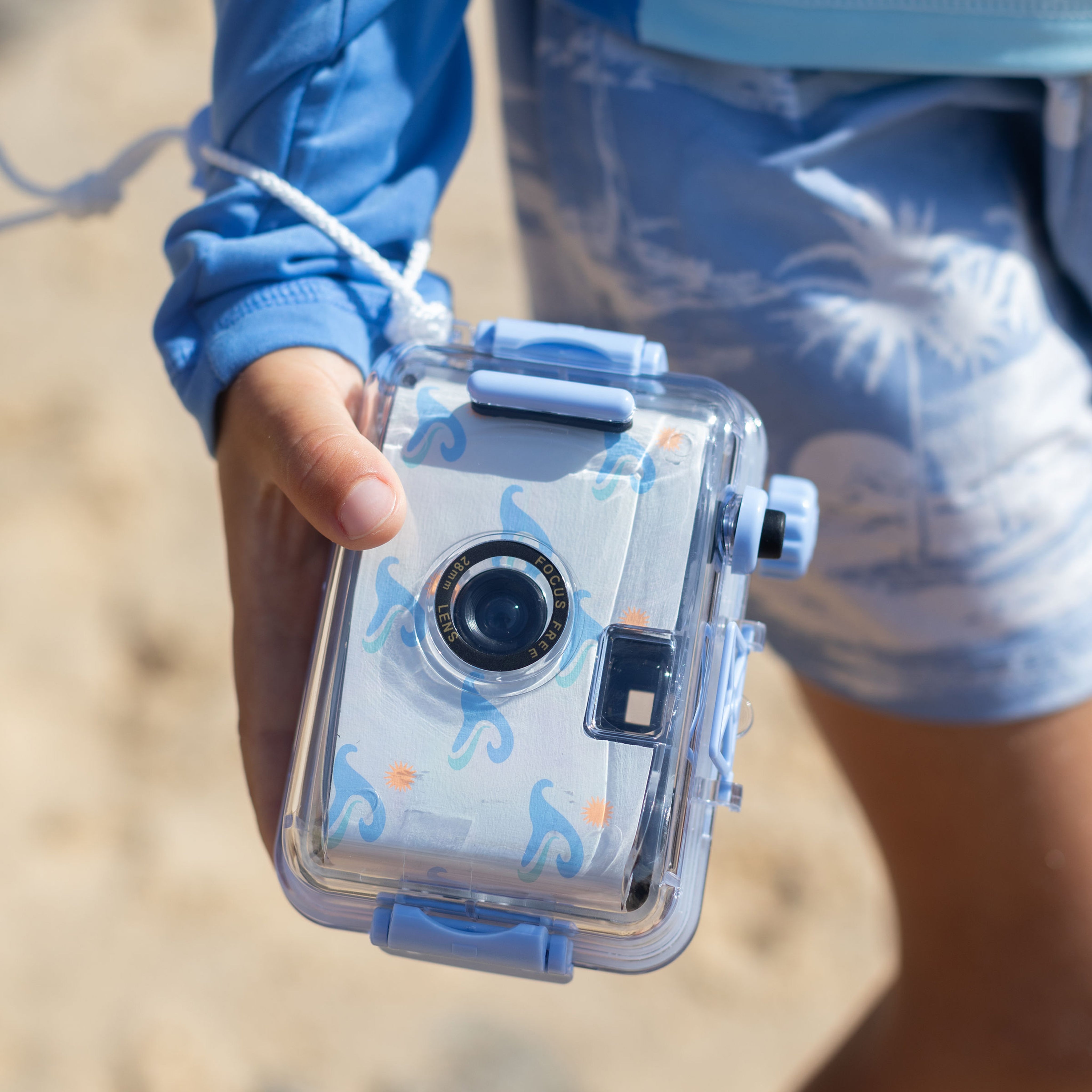 sunnylife-underwater-camera-underwater-camera-blue-wave-sunl-s51camss