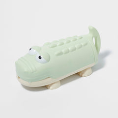 sunnylife-water-squirters-crocodile-pastel-green-sunl-s41ascrc