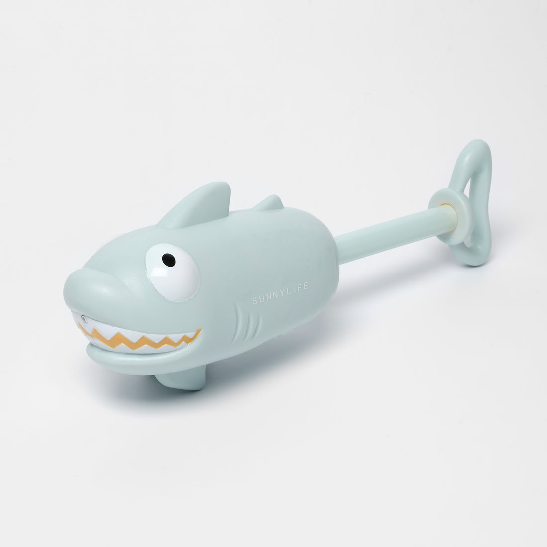 sunnylife-water-squirters-shark-pastel-blue-sunl-s51wsqpb