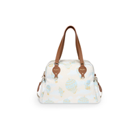 white-atelier-choux-changing-bag-hot-air-balloons-blue-changing-mat8