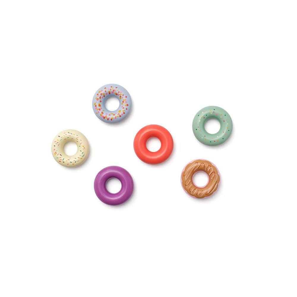 white-kids-concept-doughnuts