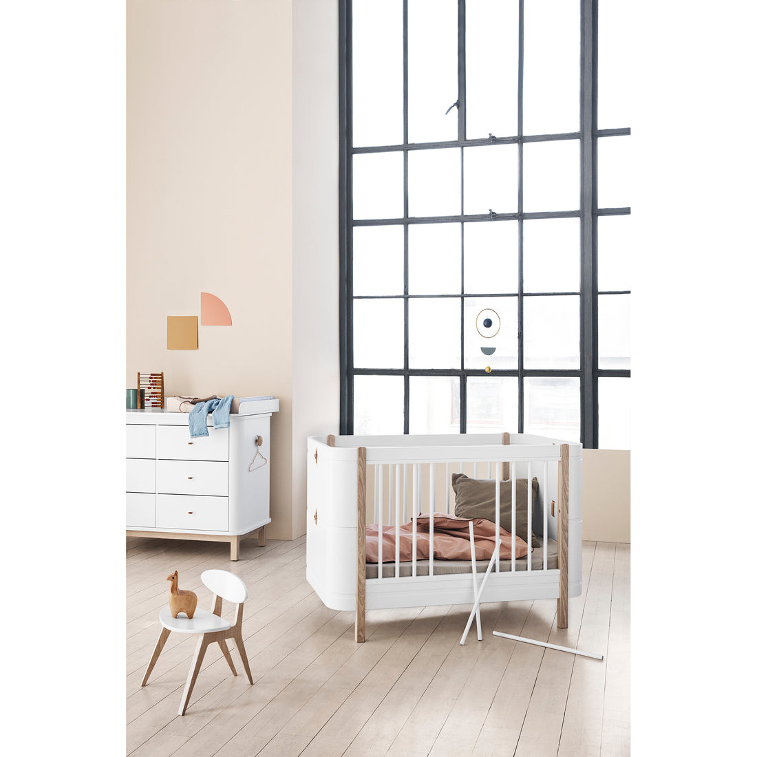 Oliver Furniture Wood PingPong Chair White/Oak