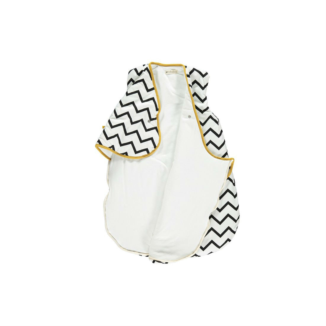 nobodinoz-sleeping-bag-zigzag-black-02