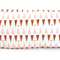 nobodinoz-cushion-averell-pink-terracotta-triangles-02