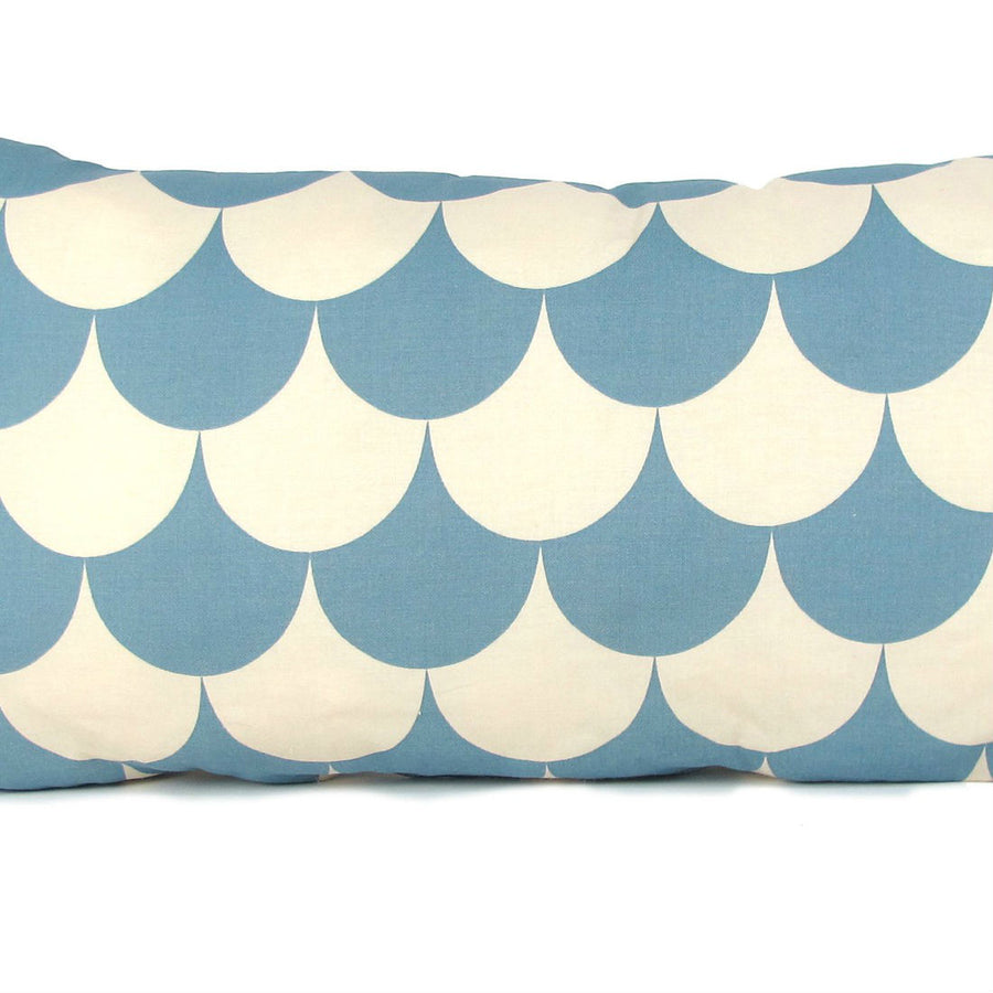 nobodinoz-cushion-averell-blue-scales-02