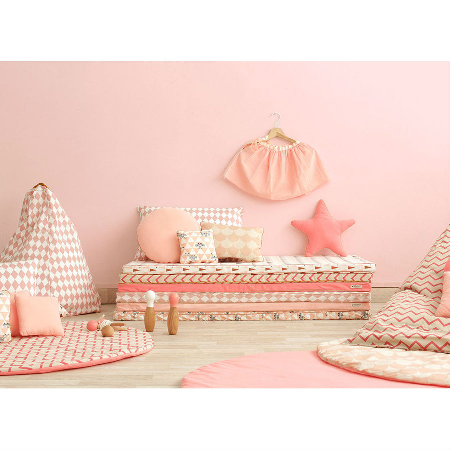 nobodinoz-mattress-pink-honey-sparks-03