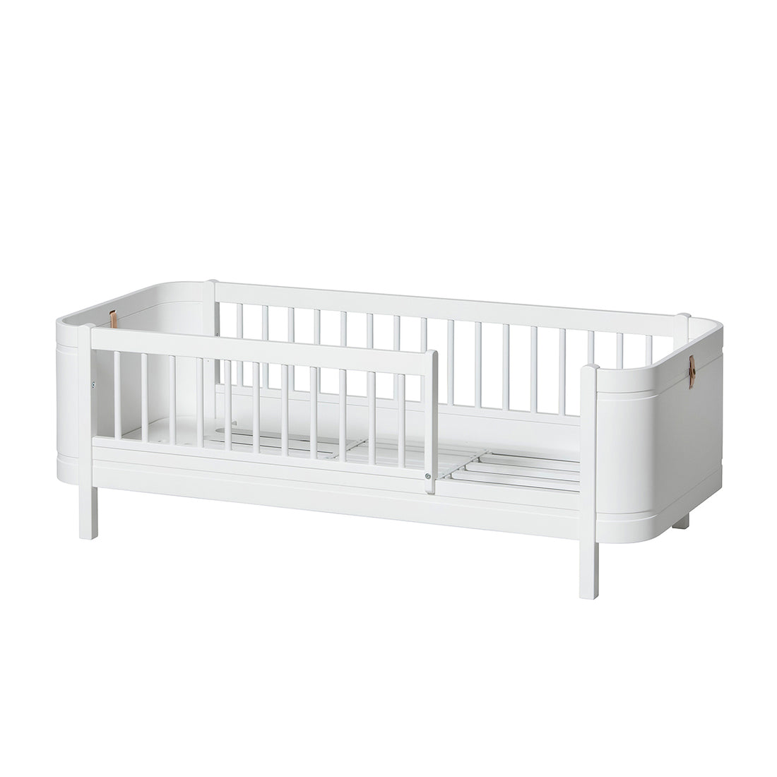 Oliver Furniture Wood Mini+ Junior Bed White