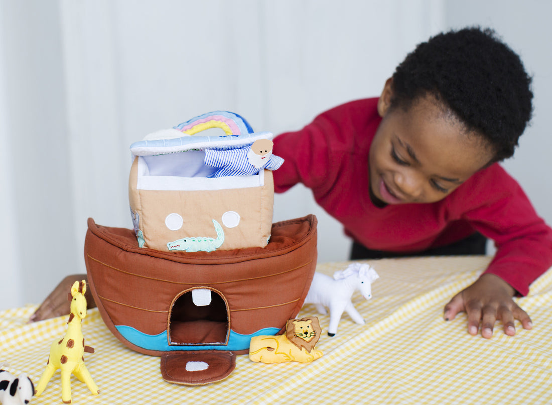 Oskar and Ellen Soft Noah's Ark Set